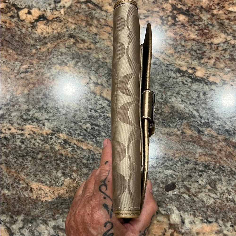 New Coach Khaki Gold Soho Lux Signature and Leather Checkbook Wallet 42060 New